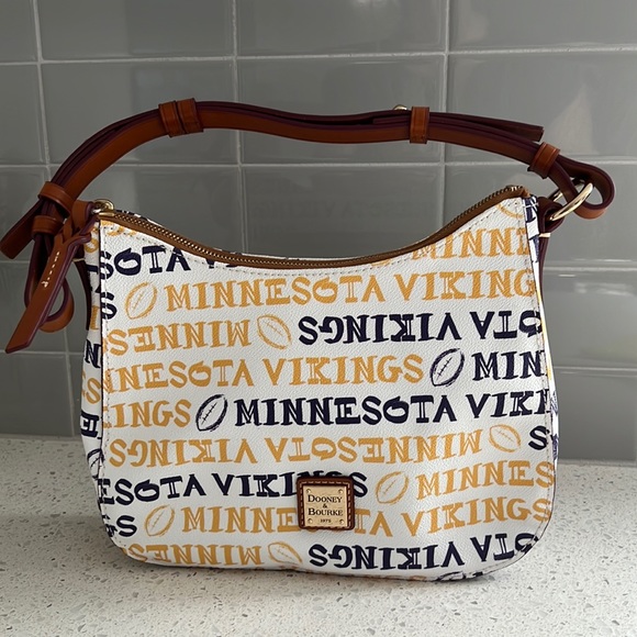 Dooney & Bourke Bags Dooney Bourke Minnesota Vikings Purse Poshmark